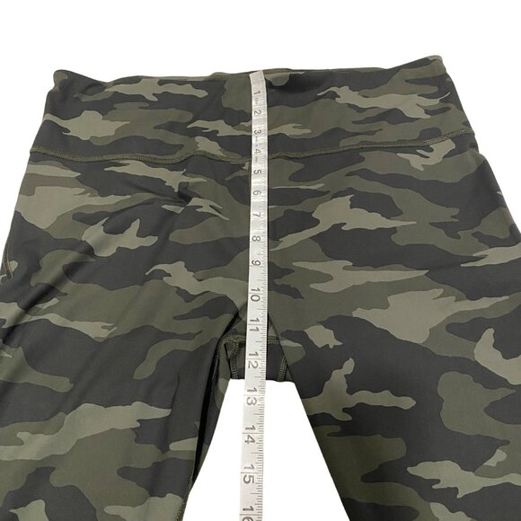 Athleta Ultimate 7/8 Tight Camo Print Size L - Picture 11 of 12